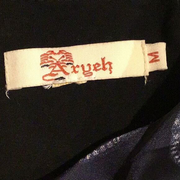 Aryeh Colorful Medallion Graphic Print Sheath Dress - Picture 13 of 16